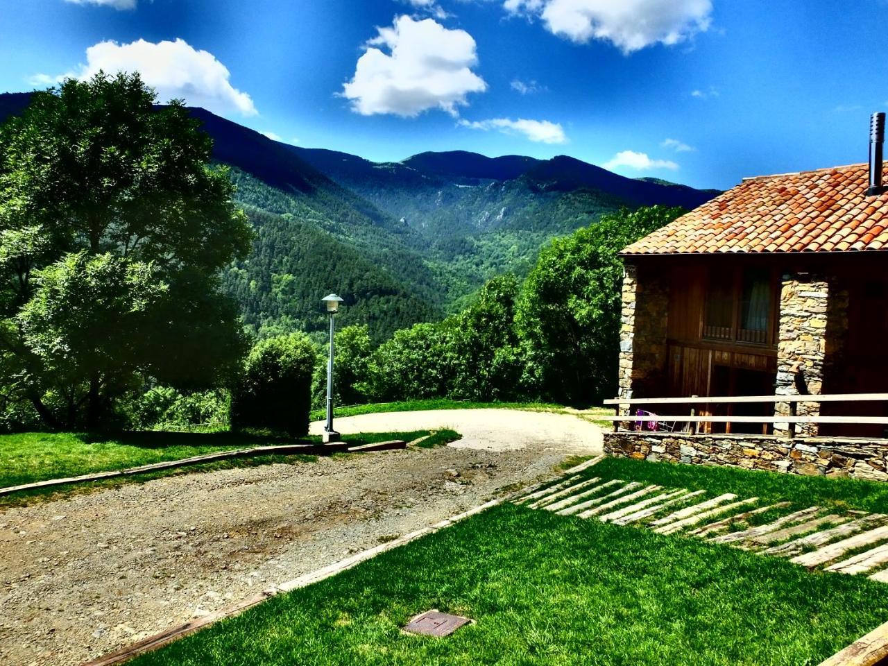 Country house El Serrat Turisme Rural *