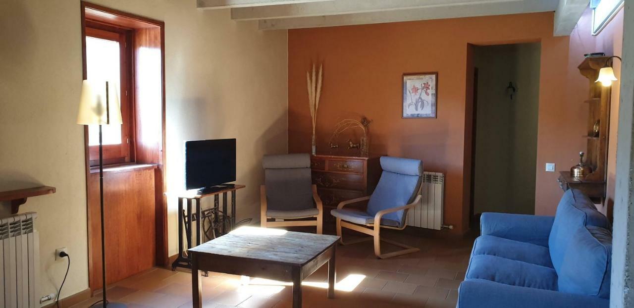 El Serrat Turisme Rural Country house *